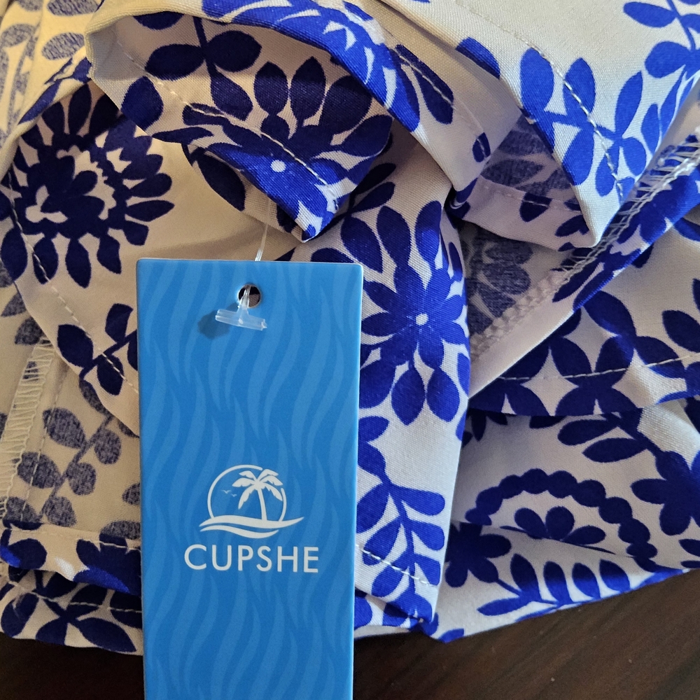 1 NWOT Cupshe Blue and White Flared Sleeve V-Neck boho maxi dress size small - Picture 8 of 10